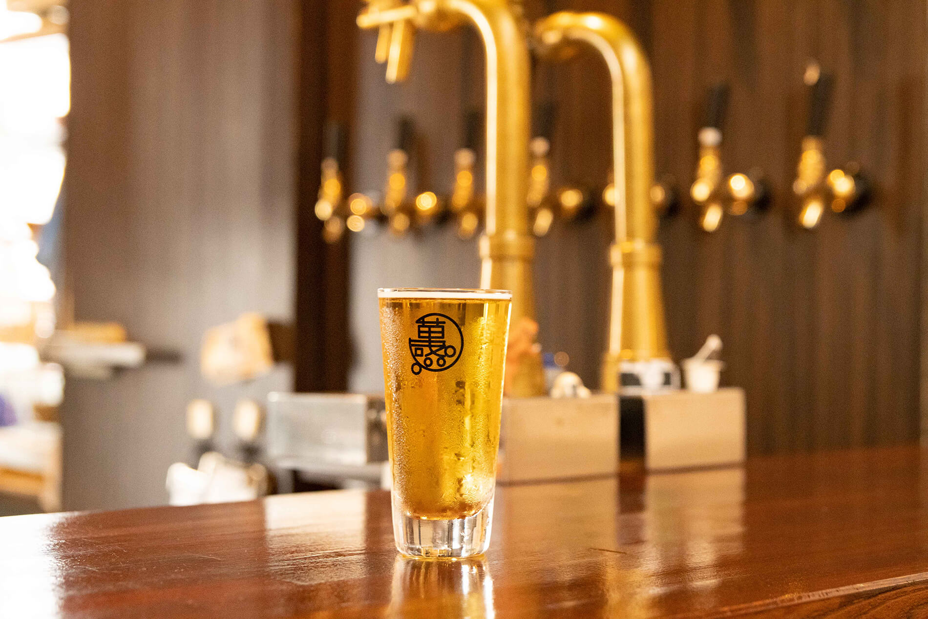 クラフトビールとカウンター